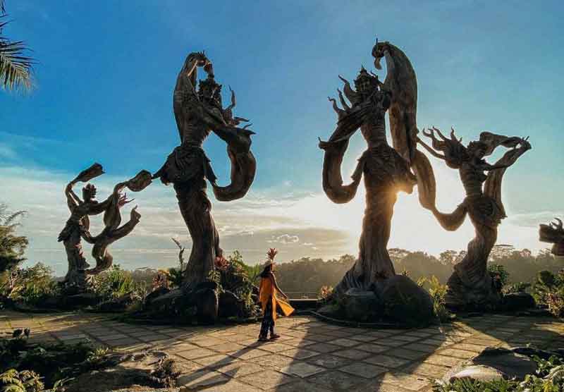 Taman Dedari Ubud, New Spot in Gianyar with Awesome Statue